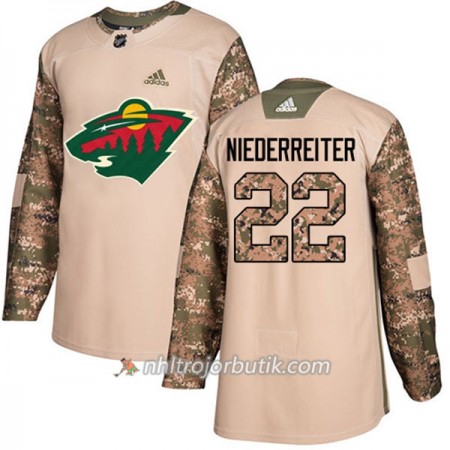 Män Ishockey Minnesota Wild Tröja Nino Niederreiter 22 Adidas 2017-2018 Camo Veterans Day Practice Authentic